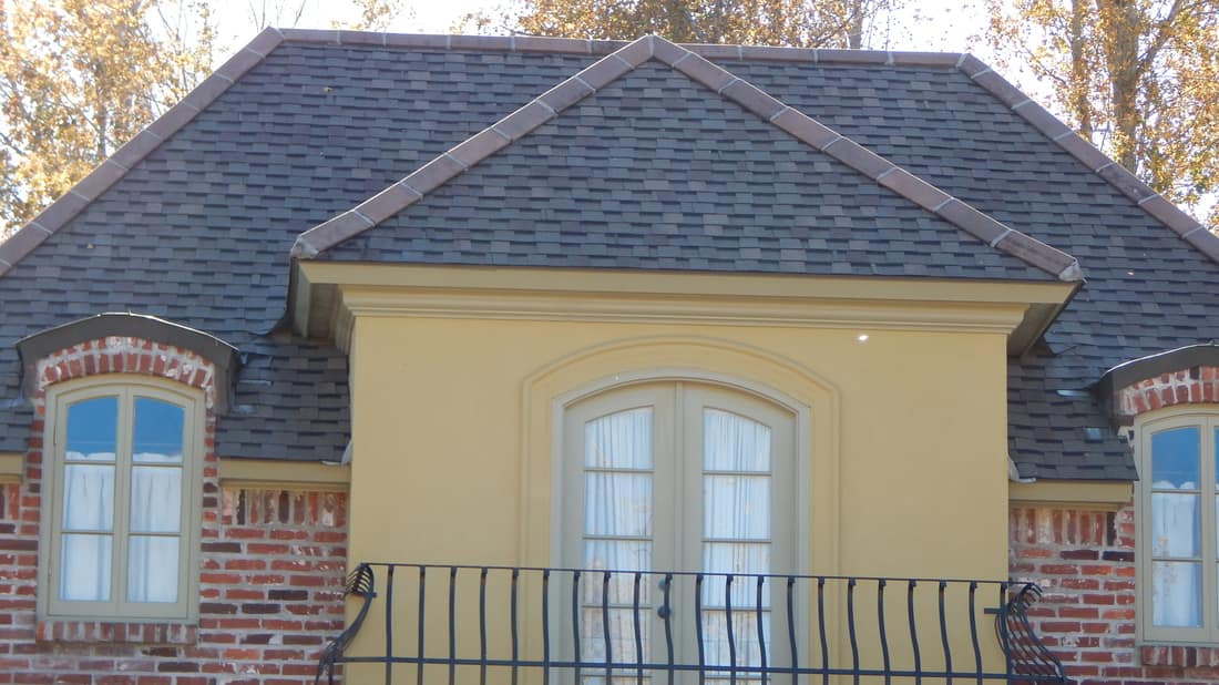 Cajun Soft Wash house exterior cleaning soft power wash exterior brick