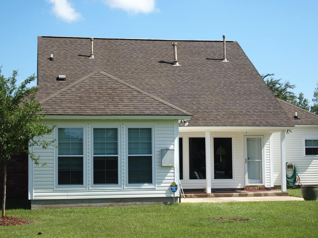 Cajun Soft Wash house Washing exterior soft power wash dirt stain roof