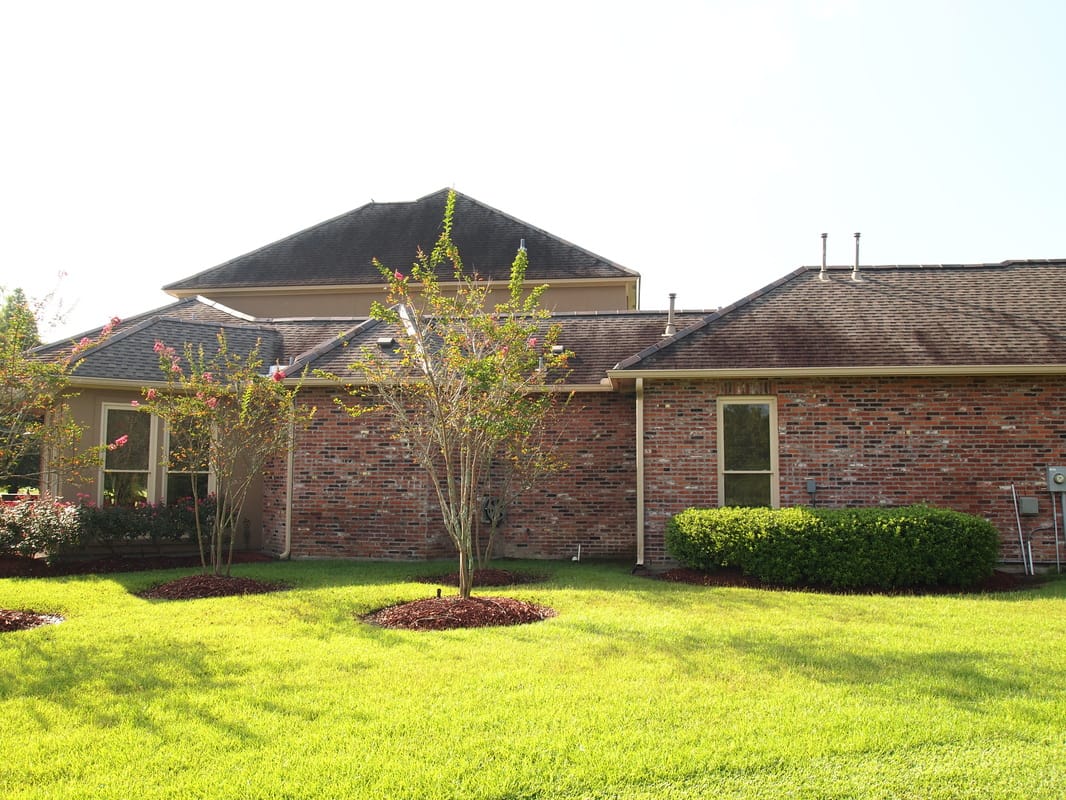 Cajun Soft Wash house Washing exterior soft power wash dirt stain roof