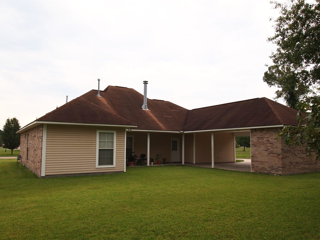 Cajun Soft Wash house Washing exterior soft power wash dirt stain roof