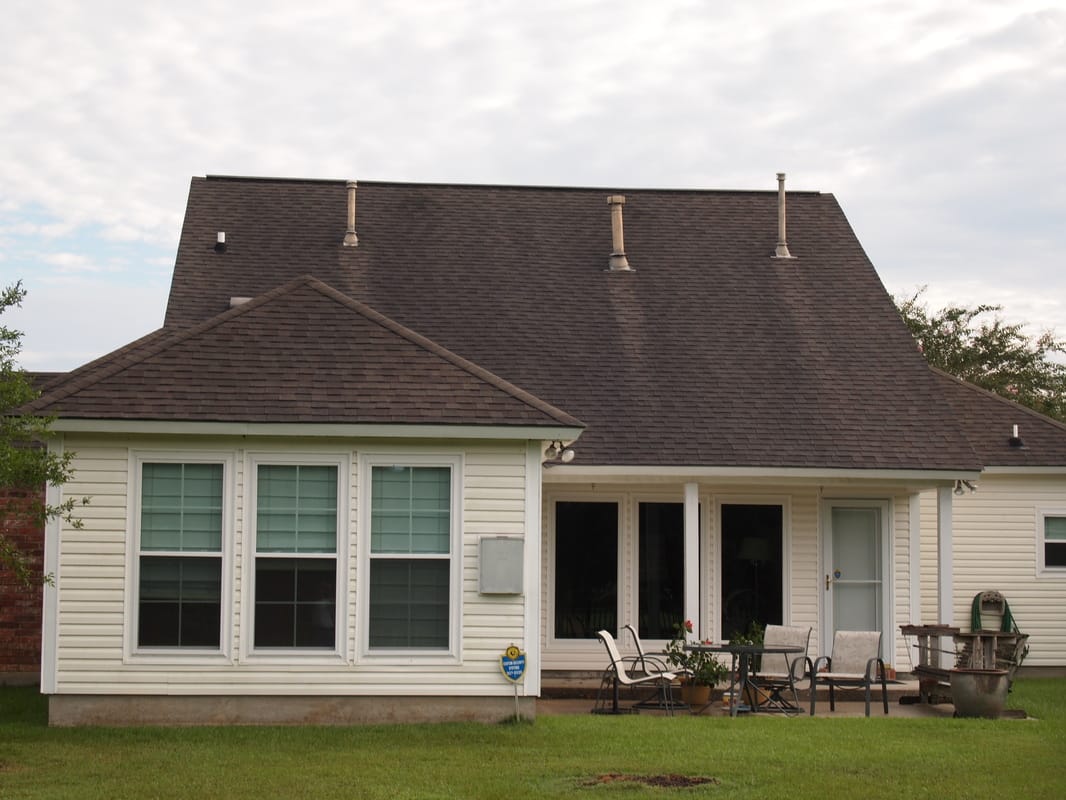 Cajun Soft Wash house Washing exterior soft power wash dirt stain roof